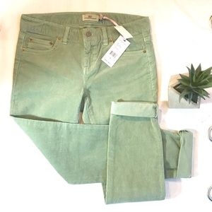 ❗️SALE❗️VINEYARD VINES NWT Olive Thin Cord Jeans
